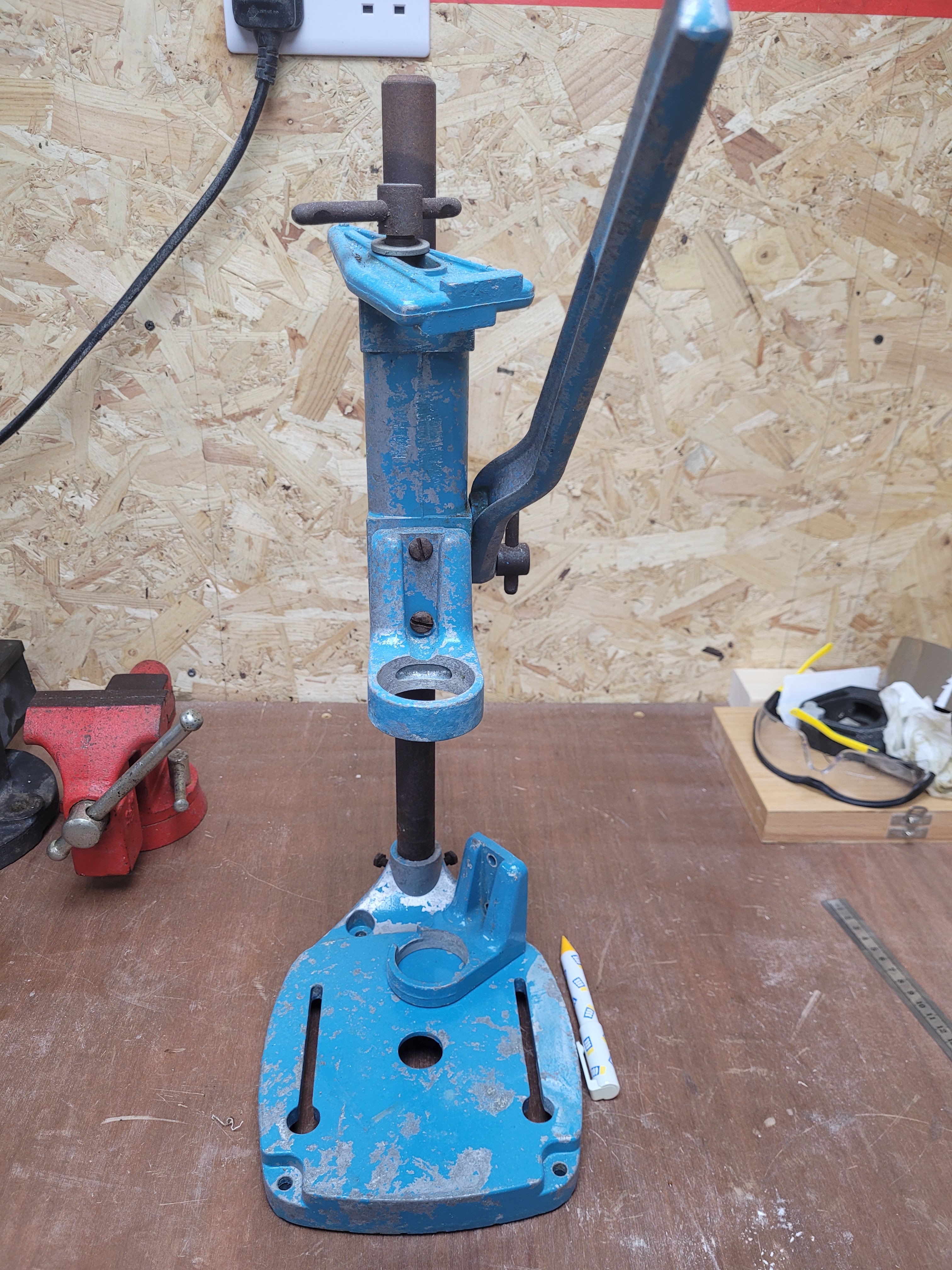 FTAGH - Wolf 0413 drill stand | UK Workshop