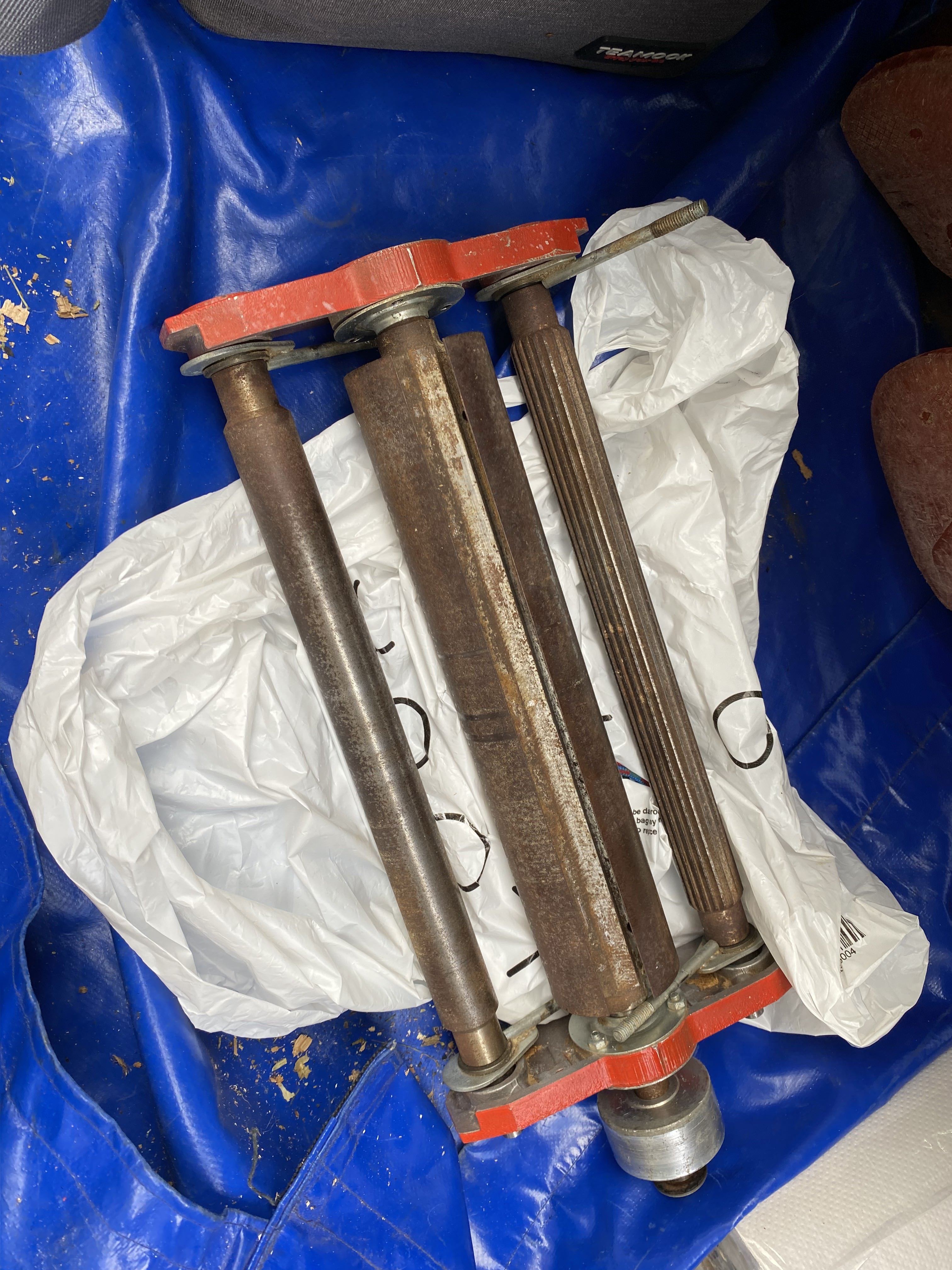Reinserting Removing and reinserting bearings on planer/thicknesser cutter block ...