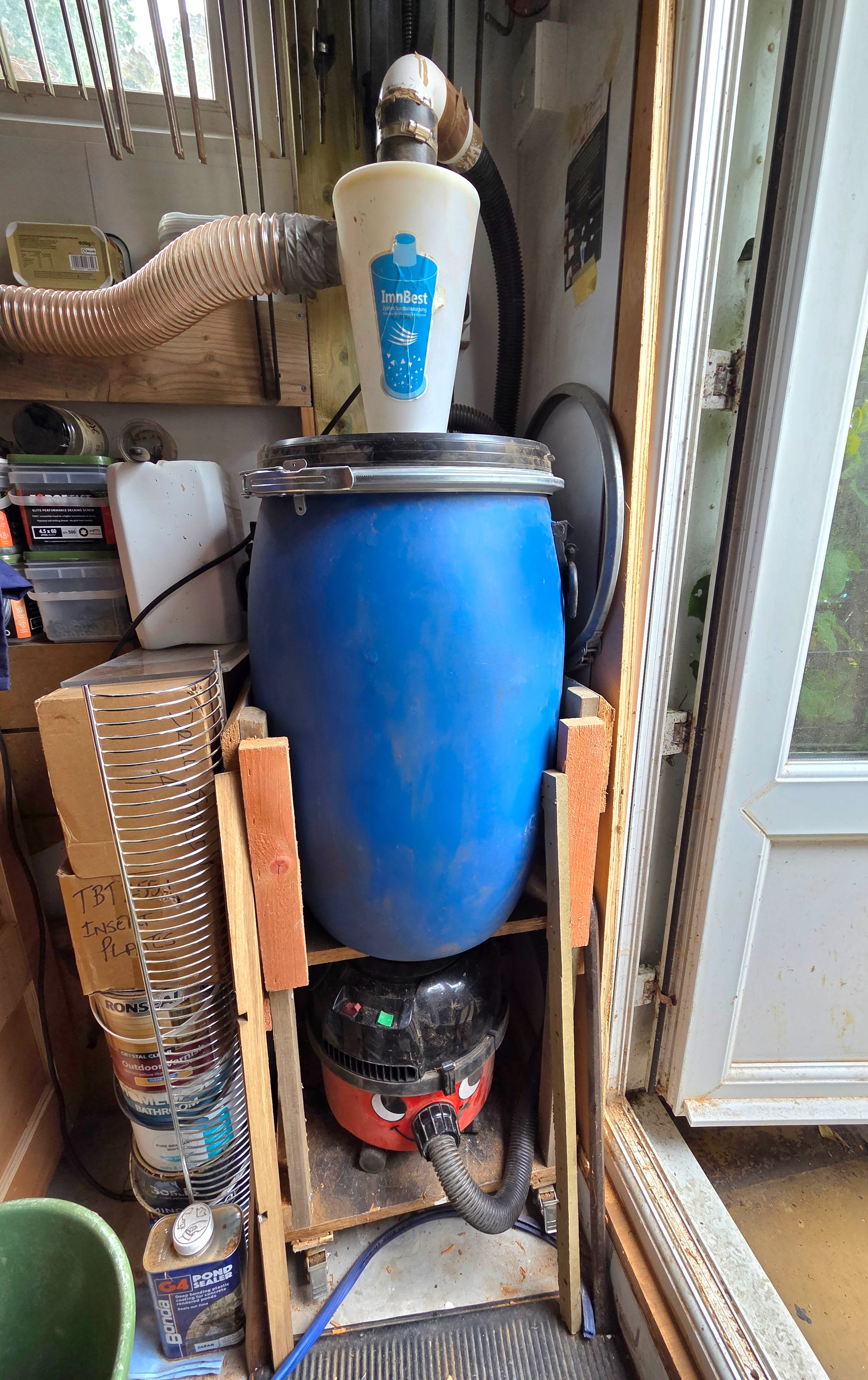 Dust/chip extraction in a tiny workshop, what to buy? | UK Workshop