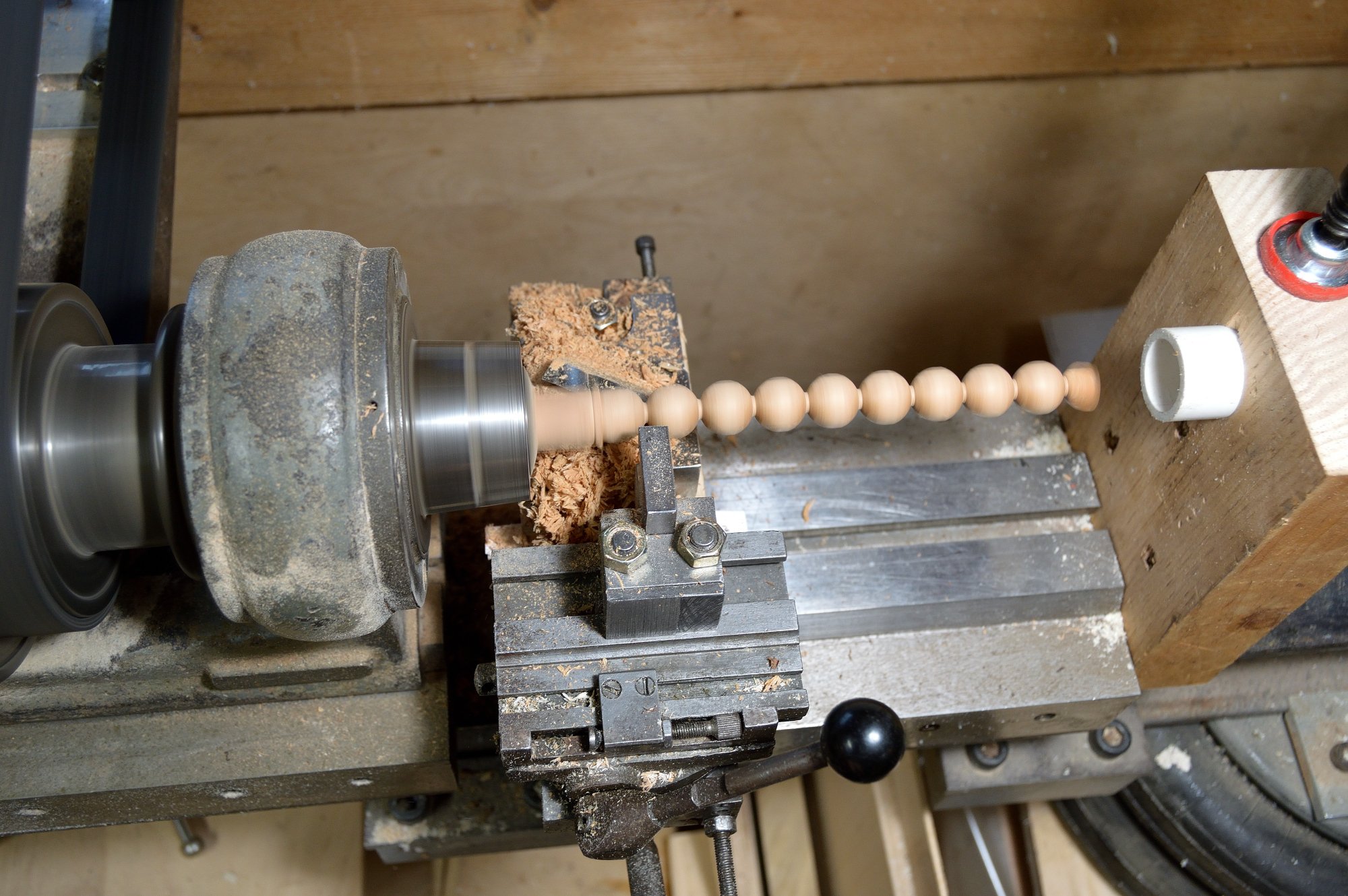 Turning 10 identical small baluster spindles | UK Workshop