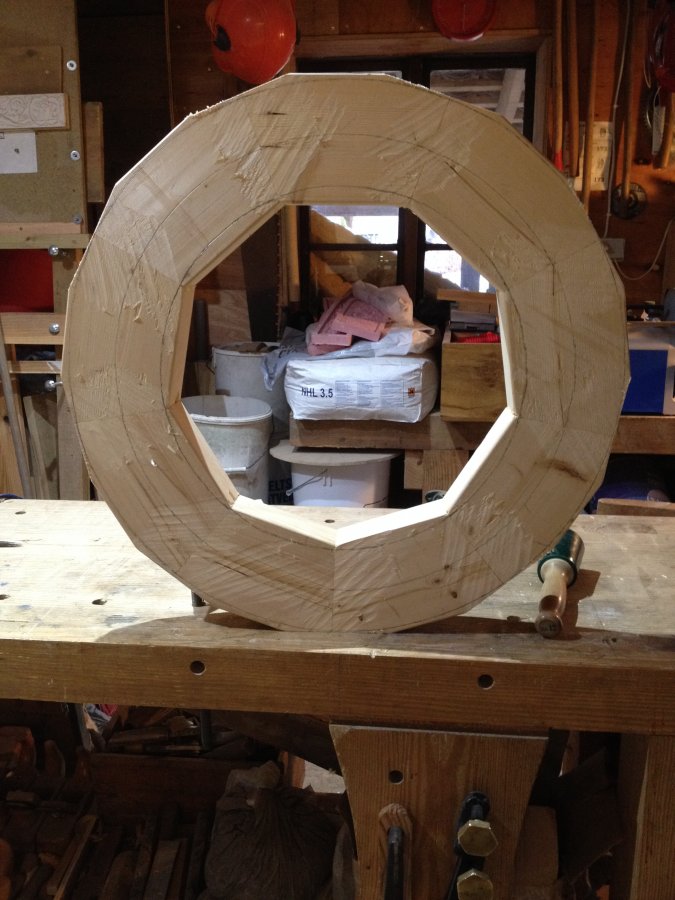 Large segmented blank for a Tondo frame | UK Workshop